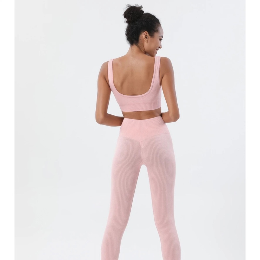 Astoria Seamless Ribbed Sports Bra Soft Pink - Picture 3 of 5